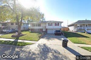 9485 Weir St, Omaha, NE 68127
