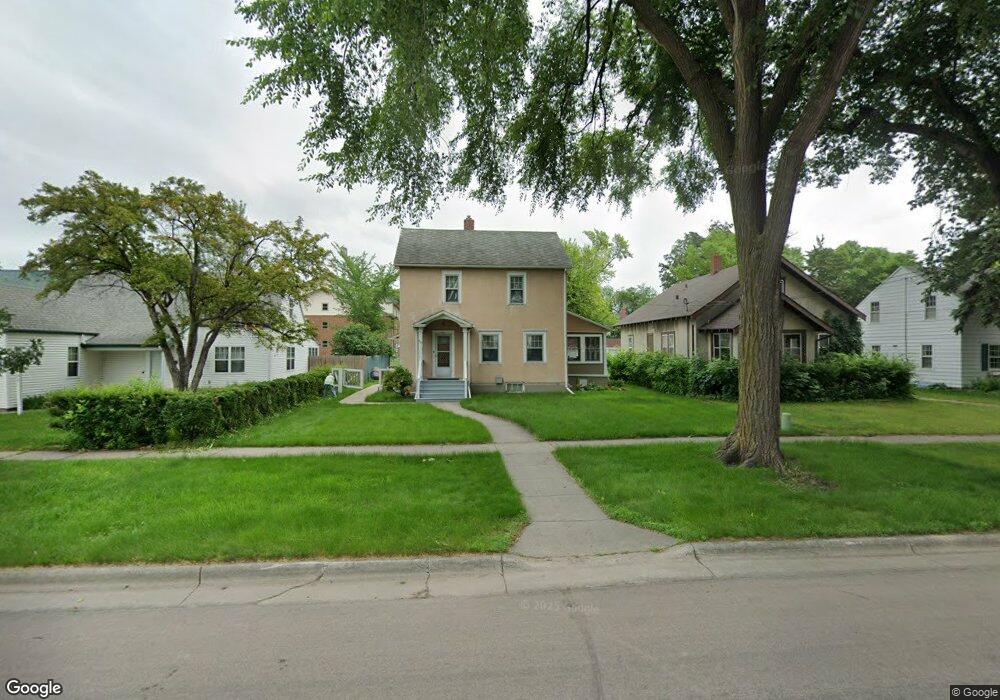 1121 14th St N, Fargo, ND 58102 - photo 1
