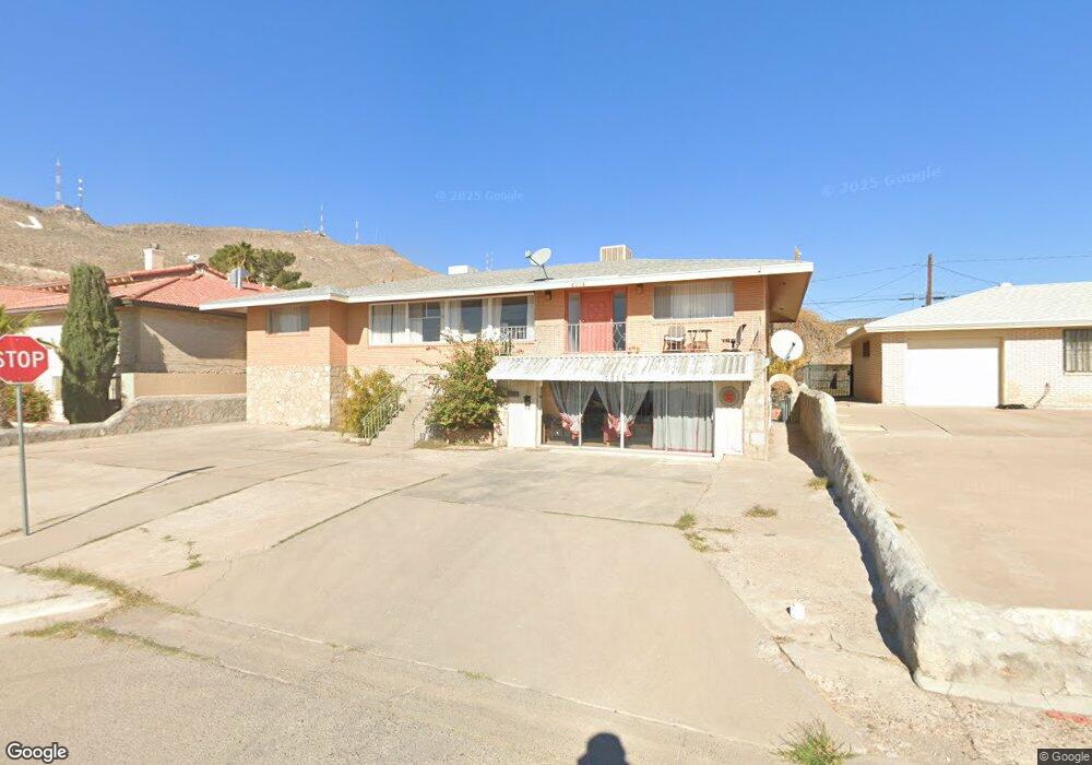 2315 Murchison Dr, El Paso, TX 79930 - photo 1