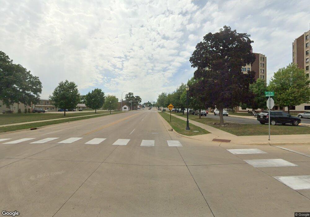 301 Oakland Ave E unit 2, Austin, MN 55912 - photo 1