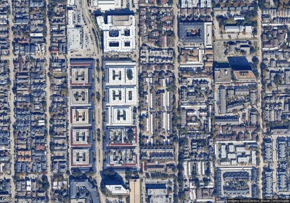 2162 Augusta Dr unit 559, Houston, TX 77057 - photo 1