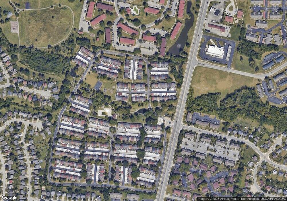 551 Clairbrook Ave unit 2, Columbus, OH 43228 - photo 1