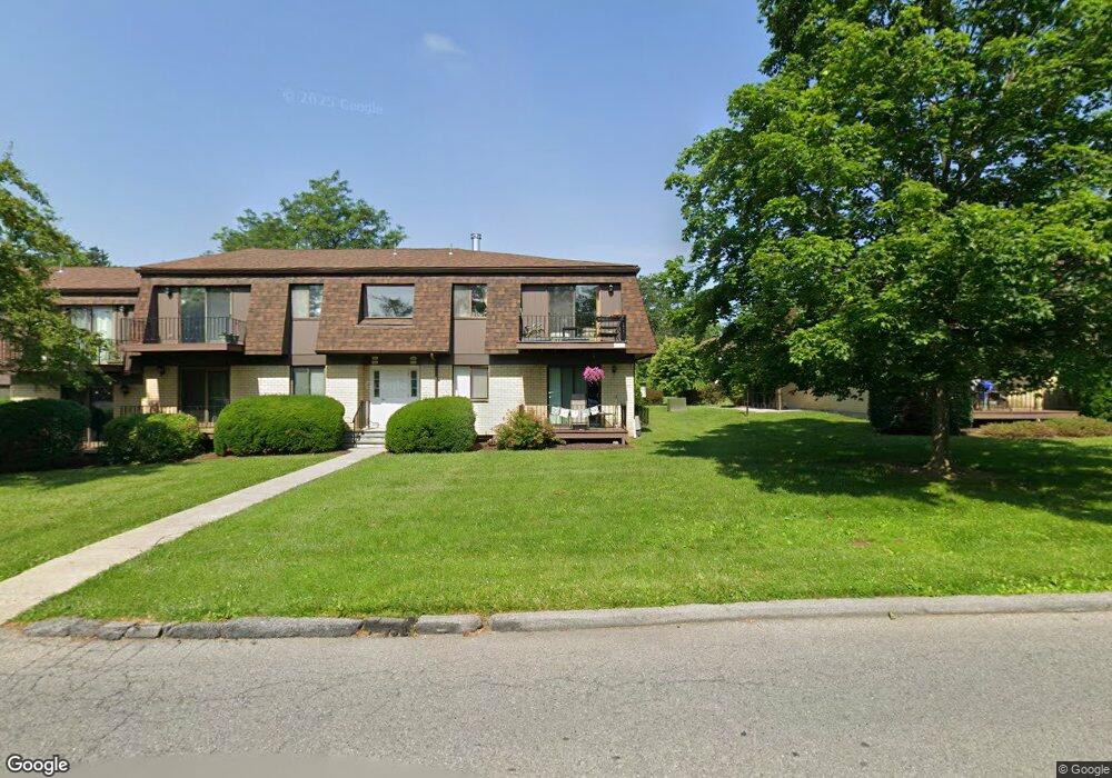 108 Cherry Hill Dr unit 108, Poughkeepsie, NY 12603 - photo 1