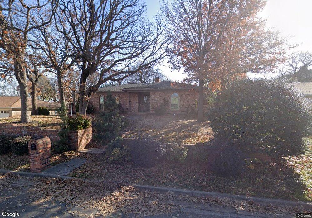 816 San Marcos Ln, Bedford, TX 76021 - photo 1