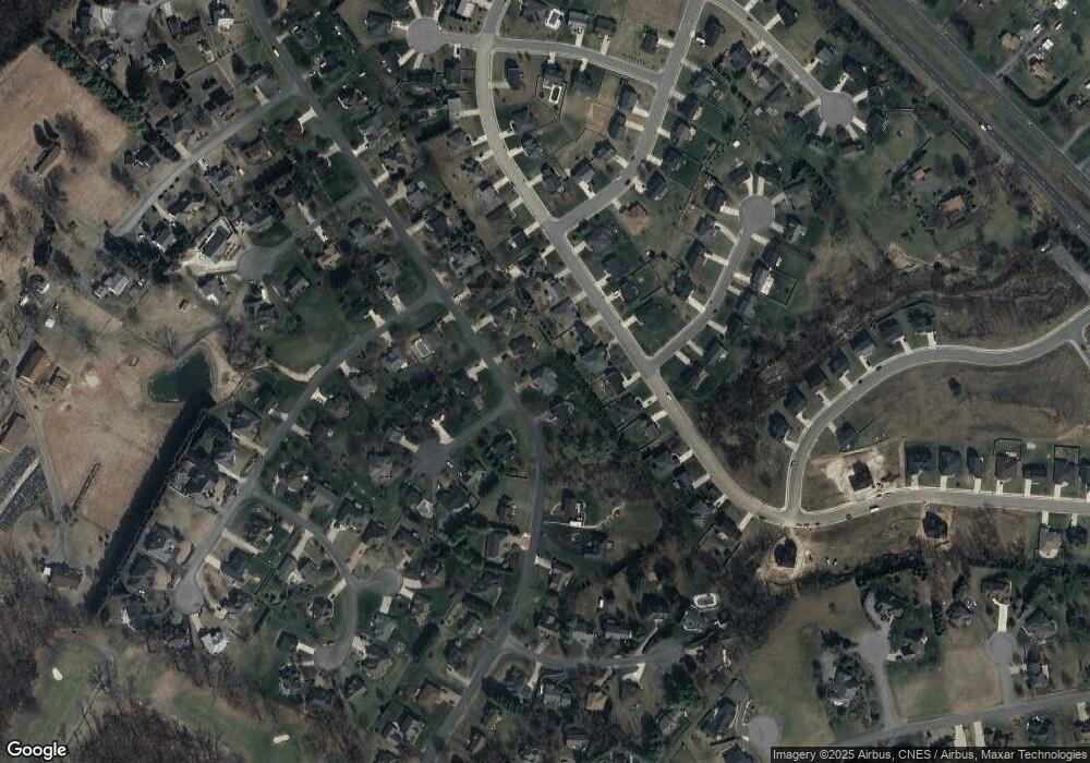 610 Confederacy Dr, Penn Laird, VA 22846 - photo 1