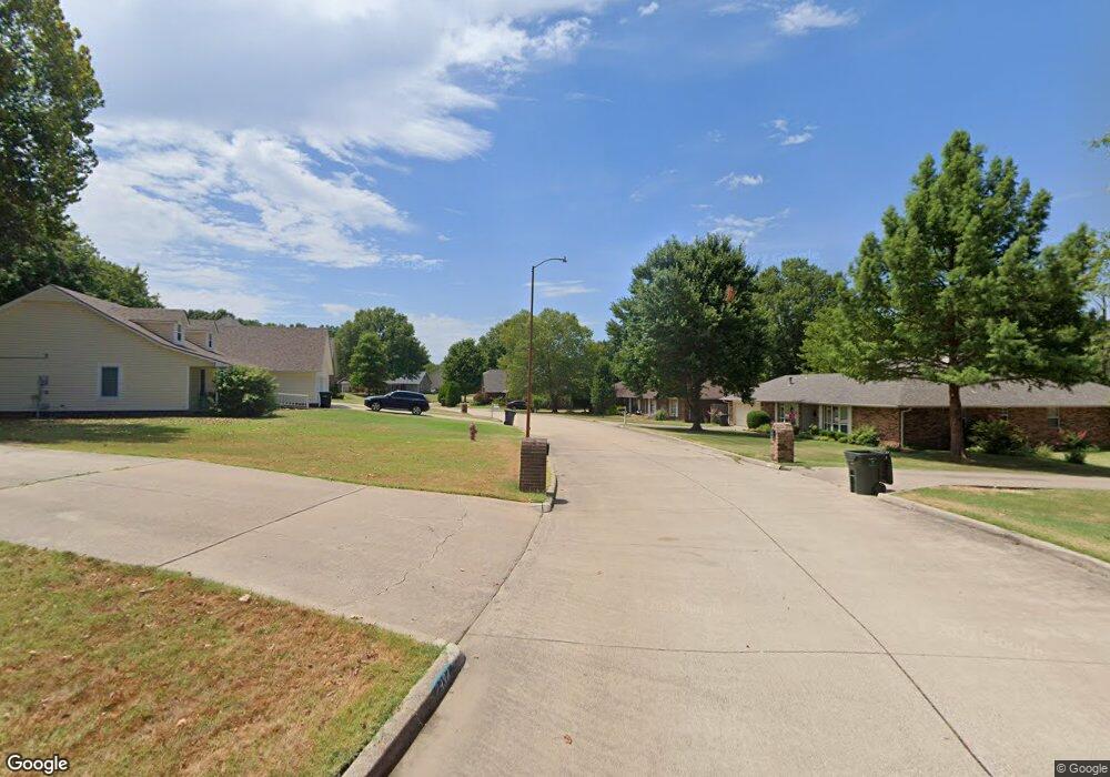 2936 W Berwick St, Claremore, OK 74017 - photo 1