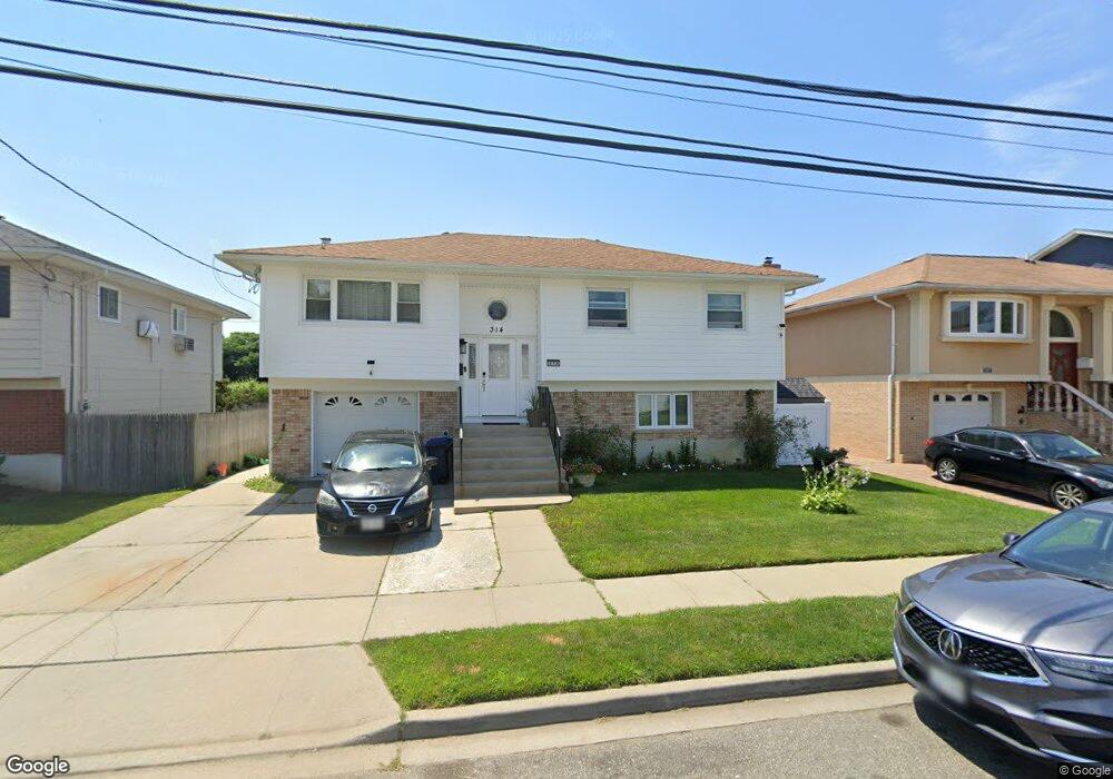 314 S Brookside Ave, Freeport, NY 11520 - photo 1
