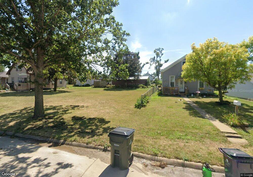 1333 18th Ave SW, Cedar Rapids, IA 52404 - photo 1