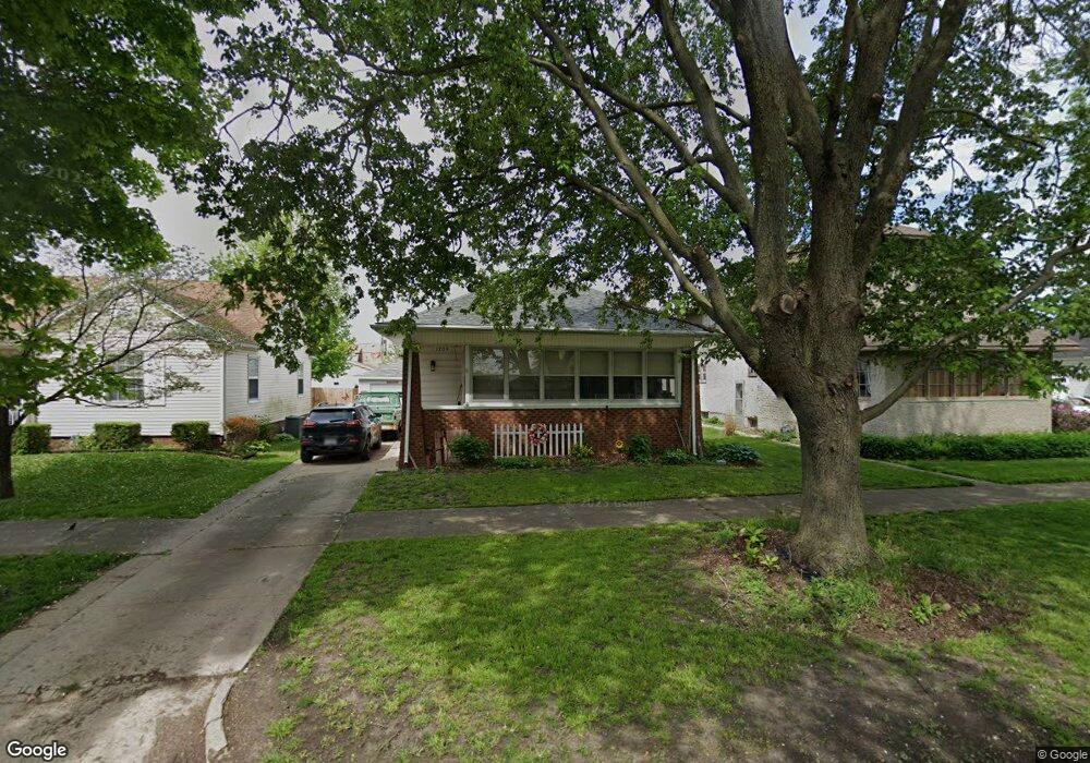 1205 S 17th St, Mattoon, IL 61938 - photo 1