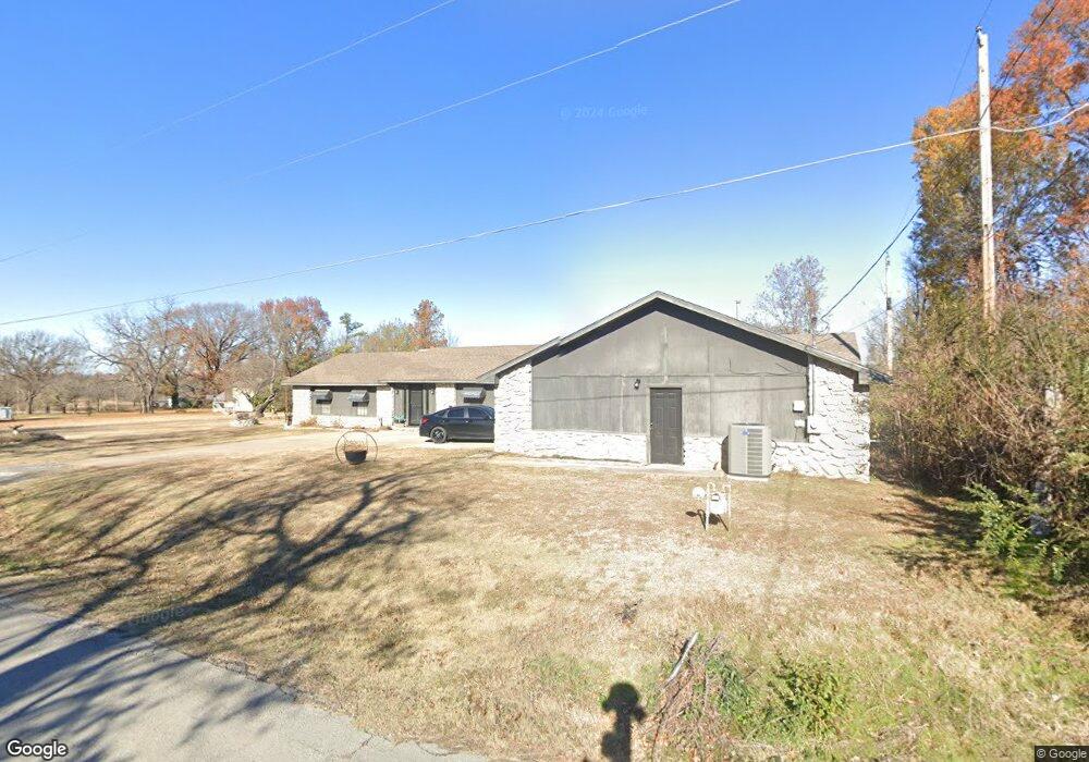 1417 W Eufaula St, Okmulgee, OK 74447 - photo 1