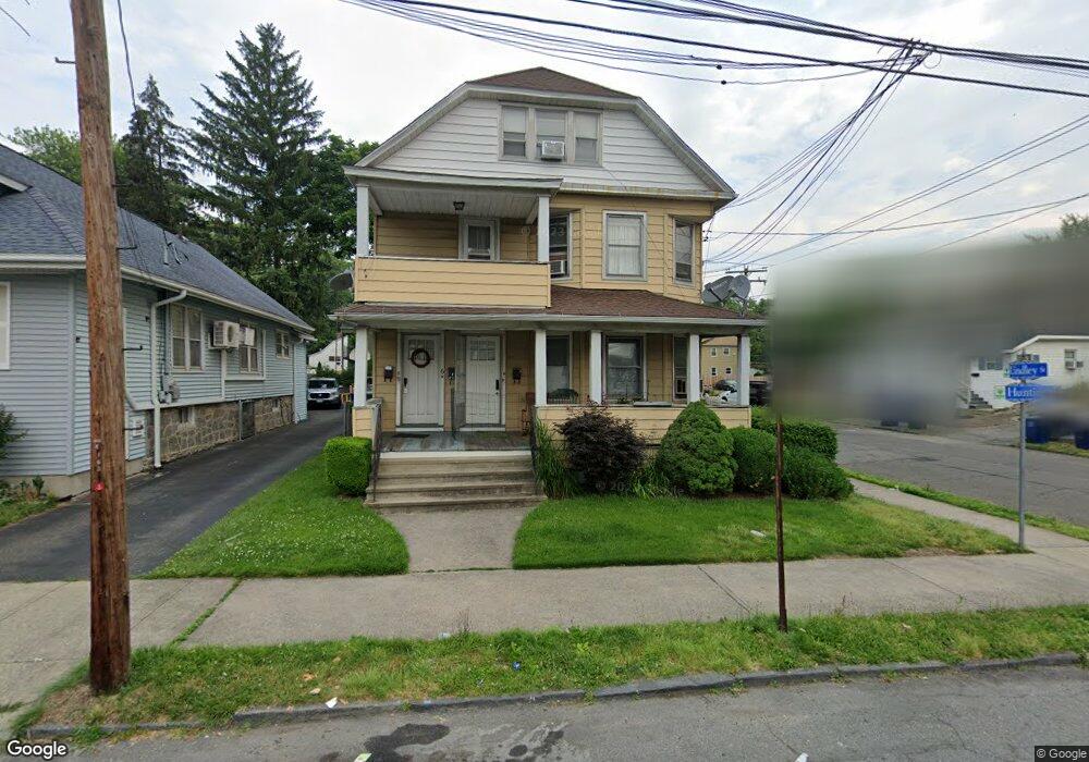 4 Hunting St, Bridgeport, CT 06606 - photo 1