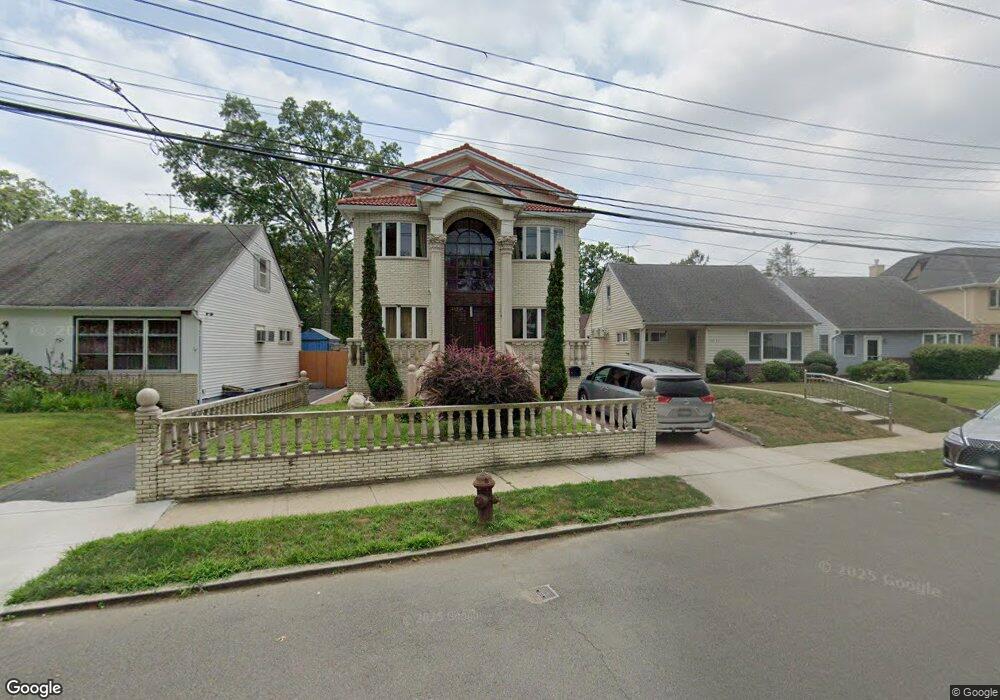 25926 61st Ave, Little Neck, NY 11362 - photo 1