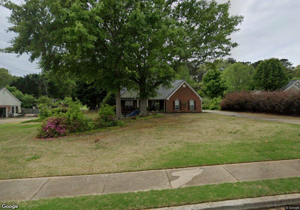 410 Camden Dr, Winder, GA 30680 - photo 1