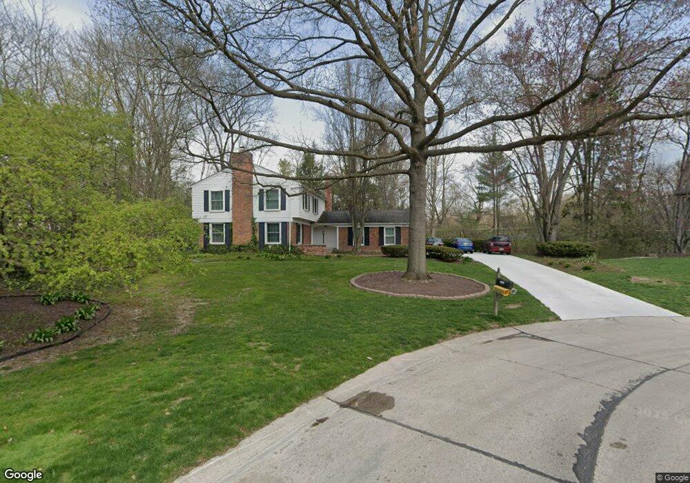 5036 Mohr Valley Ln, Bloomfield Hills, MI 48304 - photo 1