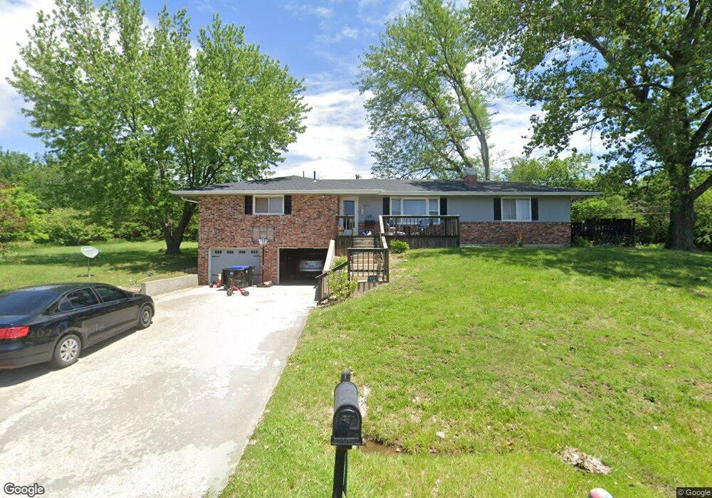 2400 SW Roy Rd, Topeka, KS 66614 - photo 1