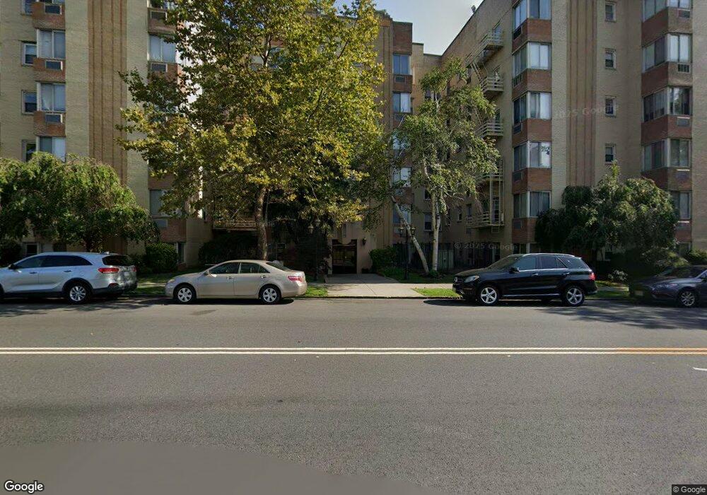 Lyons Towers unit 507, Newark, NJ 07112 - photo 1