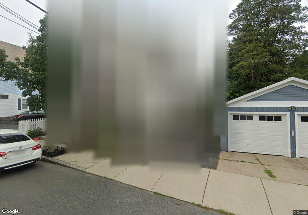 5 Cabot St unit 2, Salem, MA 01970 - photo 1