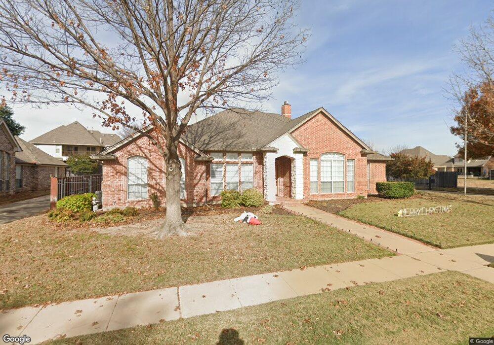 8953 Kingston Ct, North Richland Hills, TX 76182 - photo 1