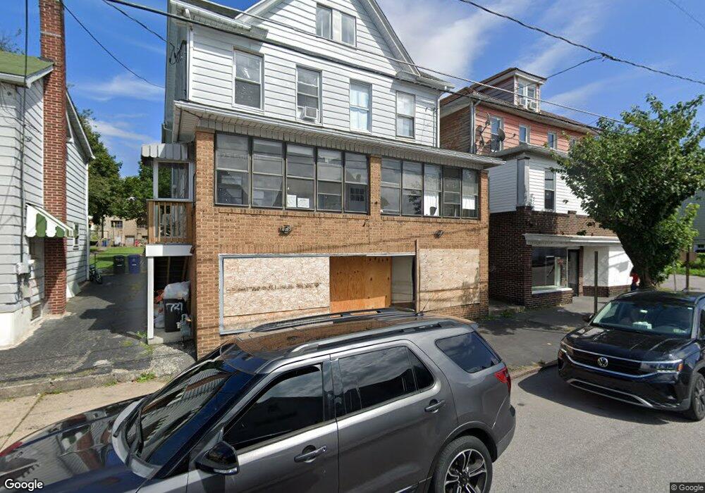725 Alter St, Hazleton, PA 18201 - photo 1