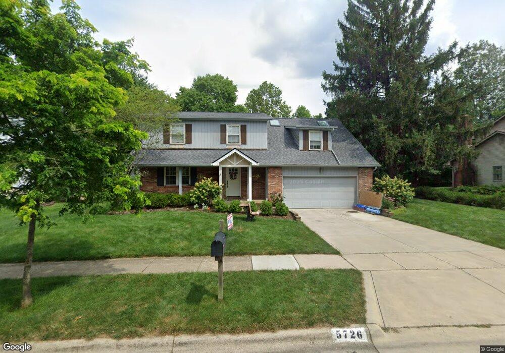 5726 Shadowbrook Dr, Columbus, OH 43235 - photo 1