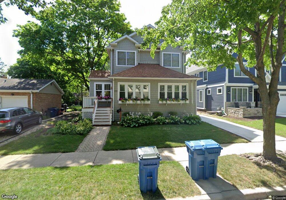 656 S Fairfield Ave, Elmhurst, IL 60126 - photo 1