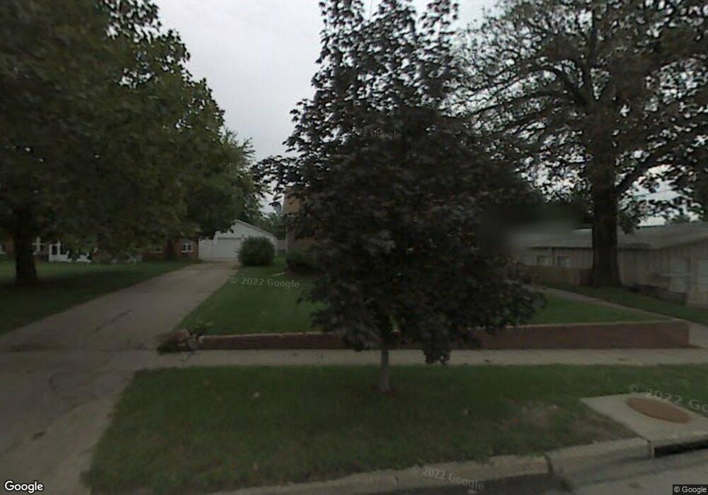 3811 Lower Beaver Rd, Des Moines, IA 50310 - photo 1