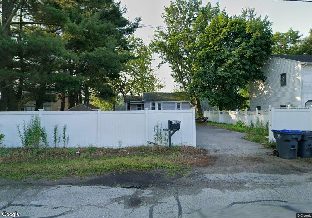 488 1/2 Lowell St, Methuen, MA 01844 - photo 1