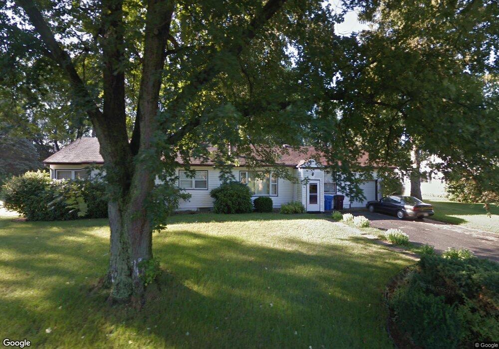 512 E Short St, Rolling Prairie, IN 46371 - photo 1