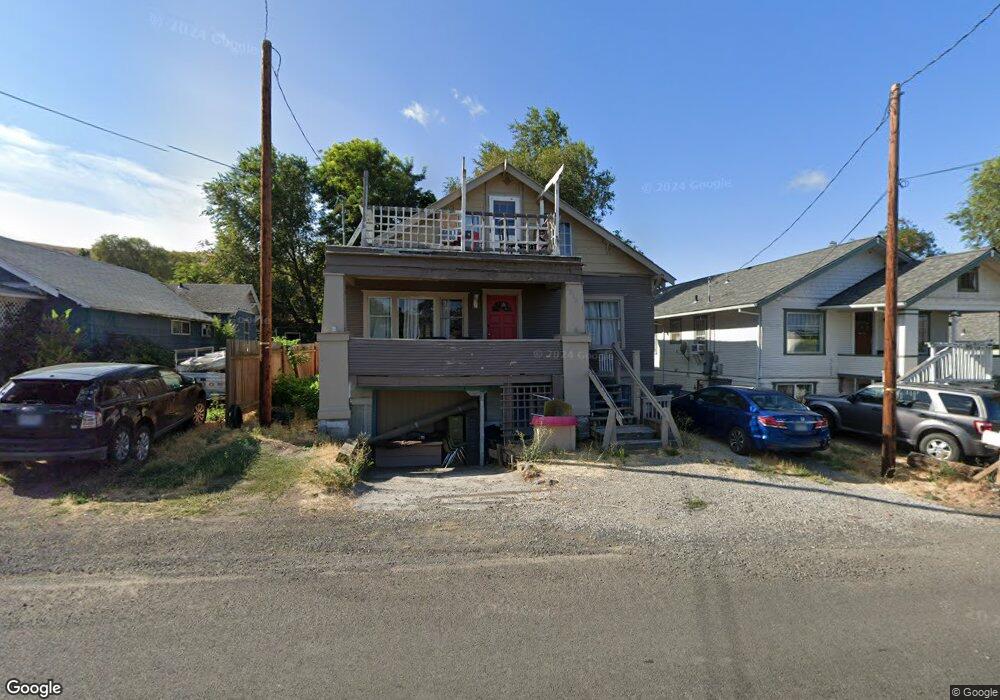 2414 E 10th St, the Dalles, OR 97058 - photo 1