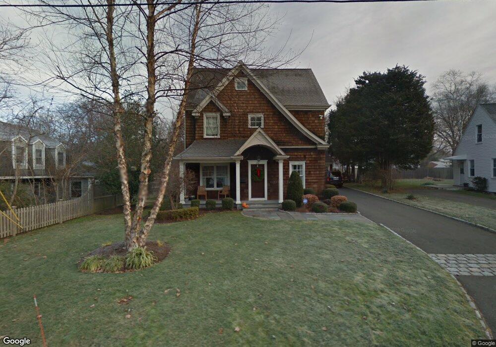 252 Henry St, Fairfield, CT 06824 - photo 1