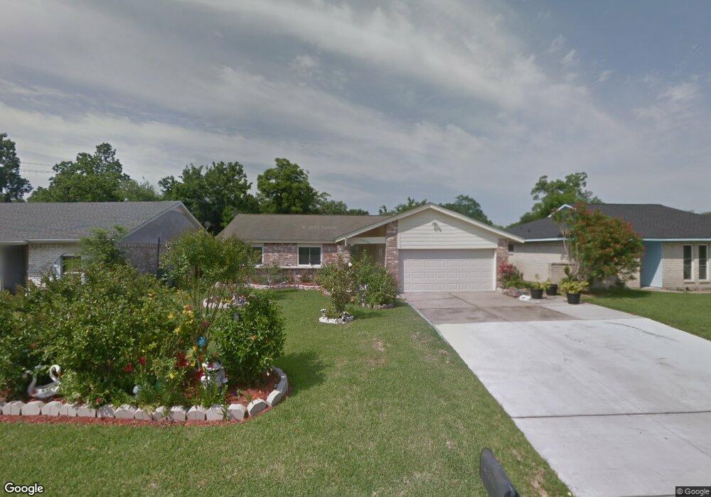 16734 Blackhawk Blvd, Friendswood, TX 77546 - photo 1