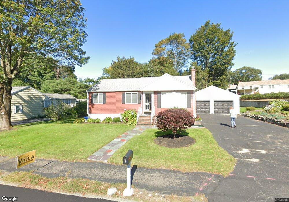 7 Manomet Rd, Woburn, MA 01801 - photo 1