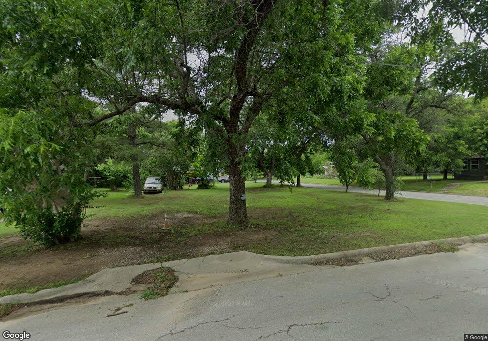 311 N St NE, Ardmore, OK 73401 - photo 1