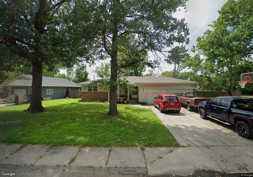 1315 Lyndon Rd, McPherson, KS 67460 - photo 1