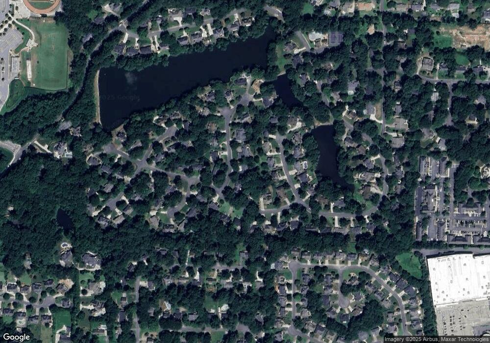 1502 Waynesborough Ct, Marietta, GA 30062 - photo 1