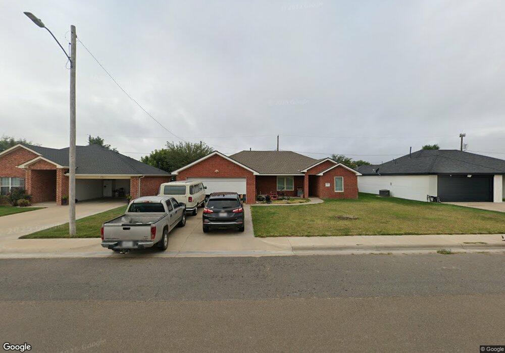 920 Braden, Dumas, TX 79029 - photo 1