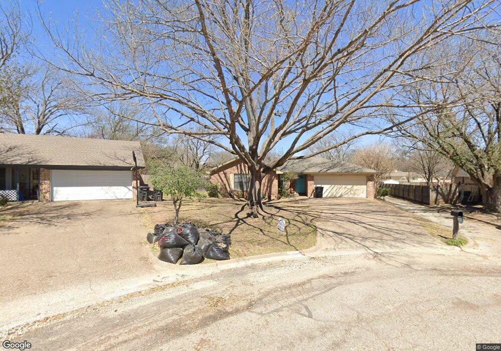 1504 Cobblestone Ln, Cleburne, TX 76033 - photo 1