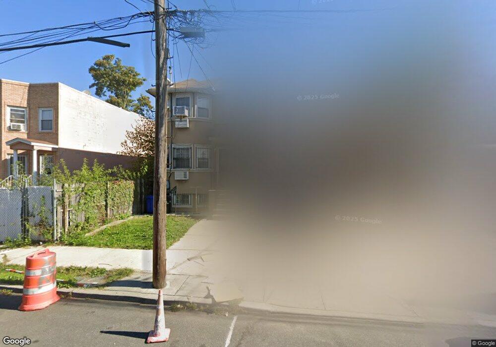 10317 169th St, Jamaica, NY 11433 - photo 1