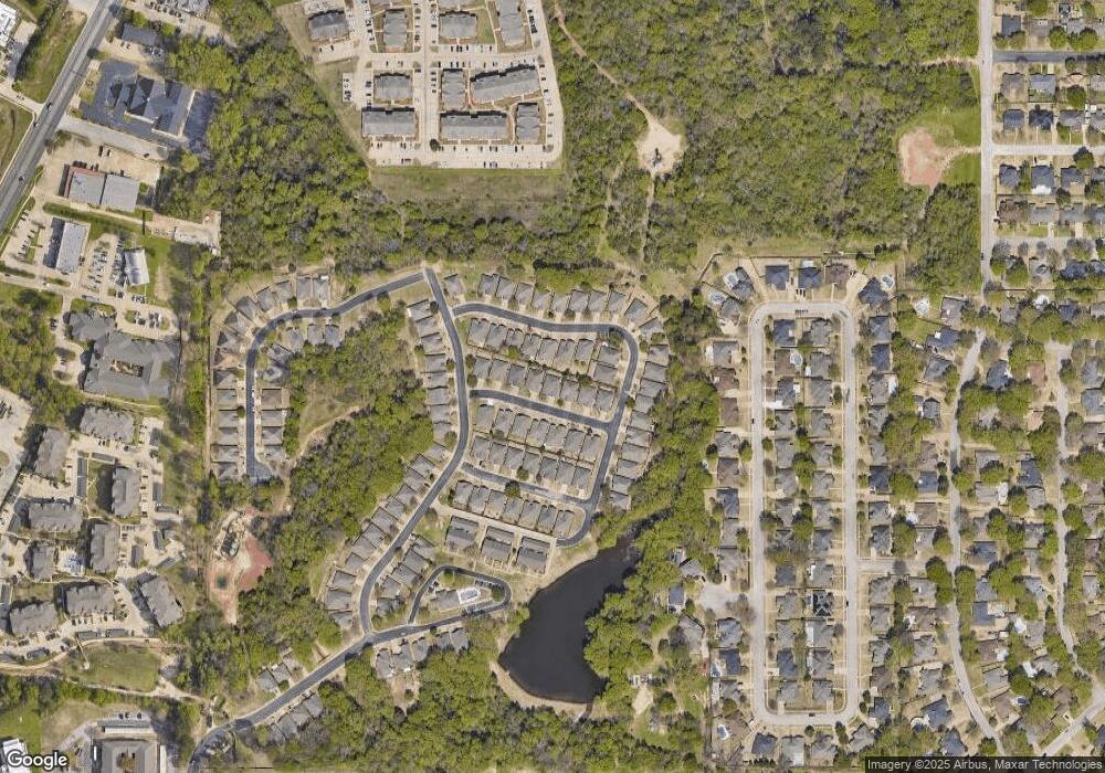 1911 Hollyglen Dr, Tyler, TX 75703 - photo 1