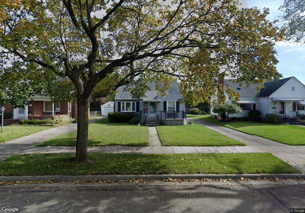 2121 Quentin Ave, Lansing, MI 48910 - photo 1