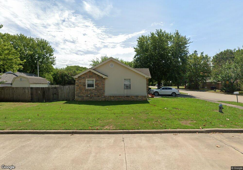 100 E 8th St unit 100/2/4, Claremore, OK 74017 - photo 1