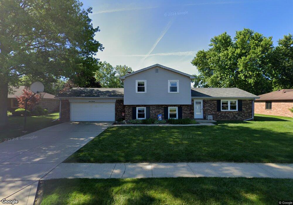 1633 Beech Dr S, Plainfield, IN 46168 - photo 1