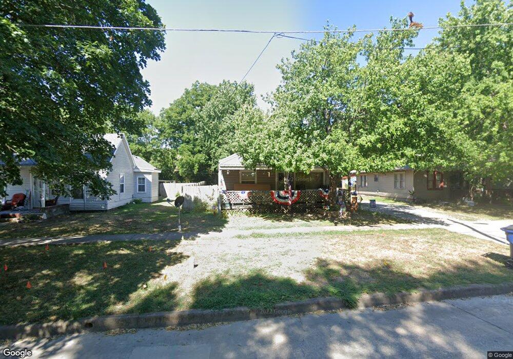 911 S 17th St, Parsons, KS 67357 - photo 1