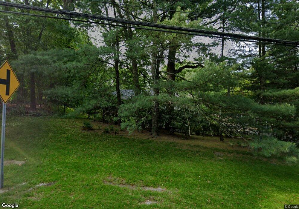 165 Polly Pk Rd, Rye, NY 10580 - photo 1