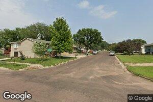 604 W 8th Ave, Lennox, SD 57039