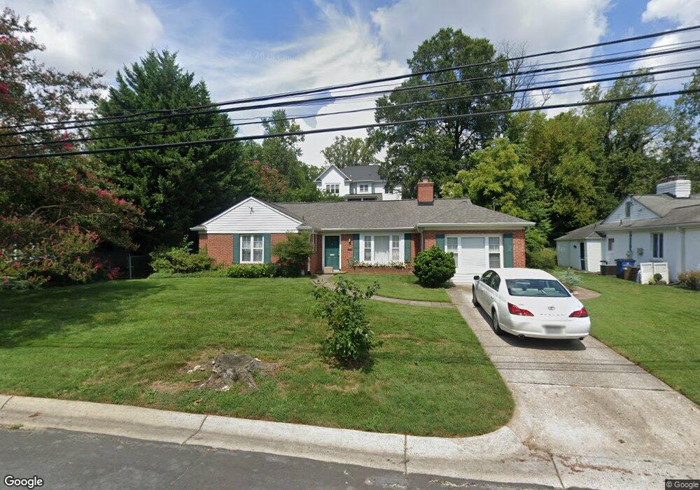 3307 Turner Ln, Chevy Chase, MD 20815 - photo 1