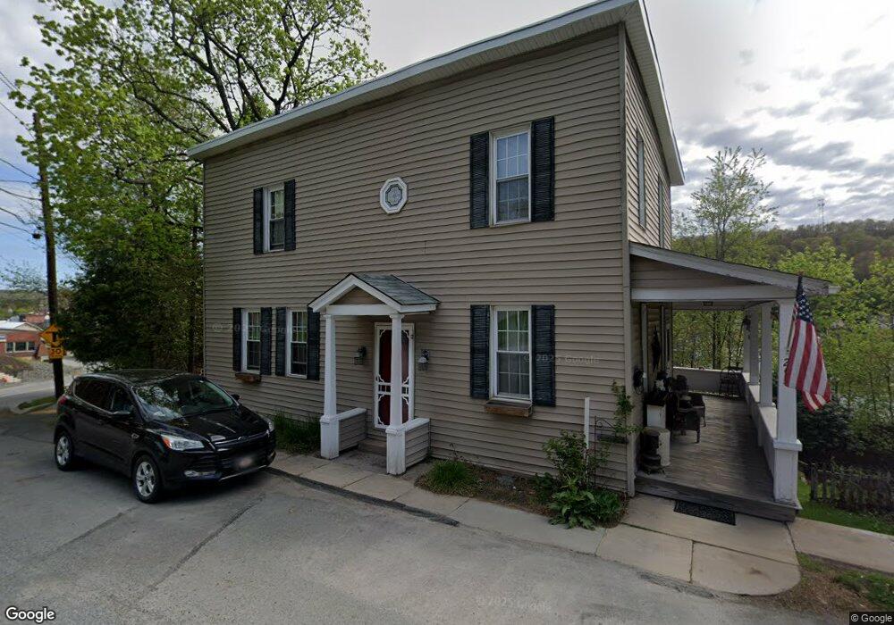 203 Erie St, Honesdale, PA 18431 - photo 1