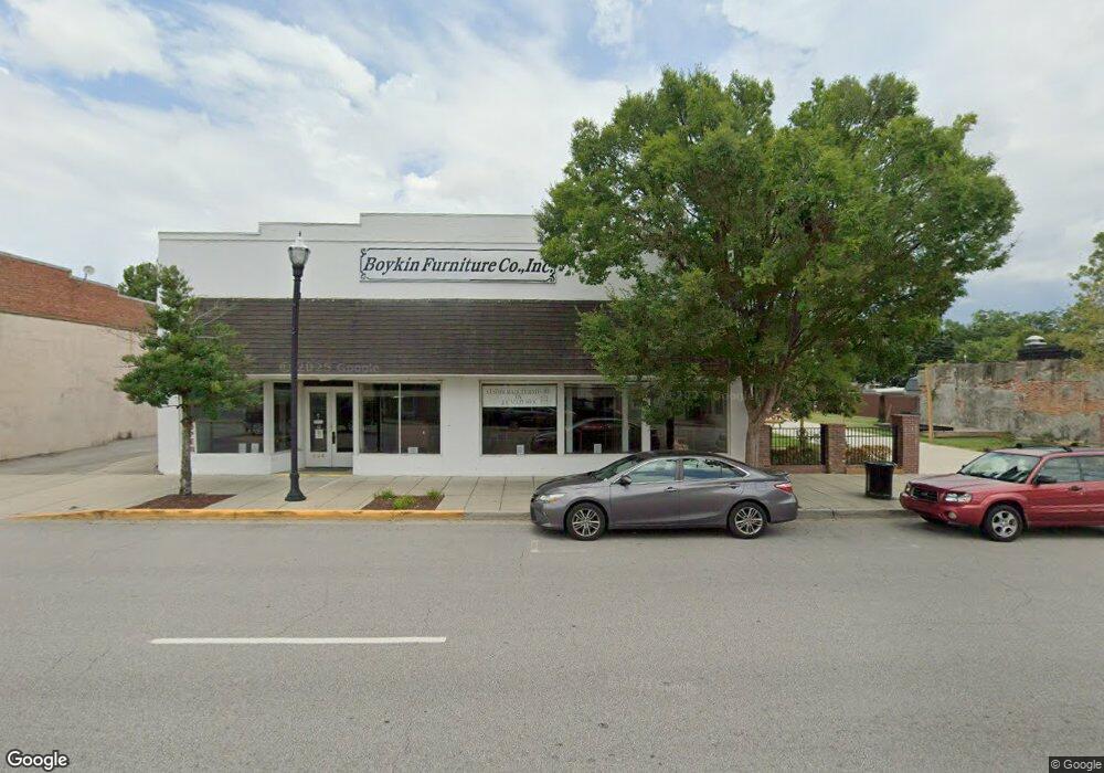 924 Broad St, Camden, SC 29020 - photo 1