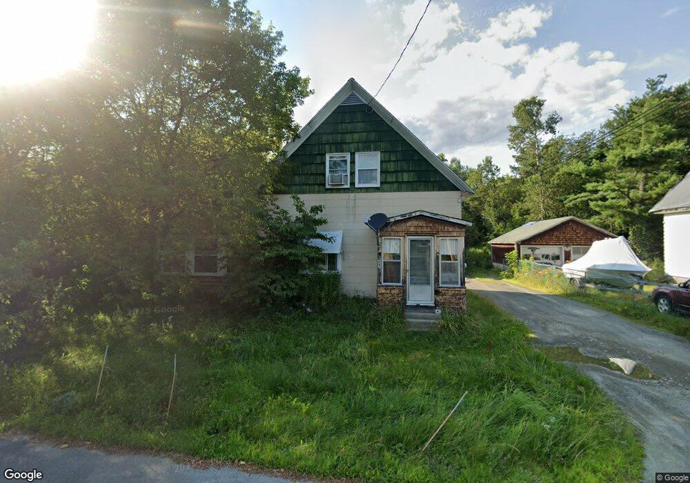 71 Carleton St, Littleton, NH 03561 - photo 1