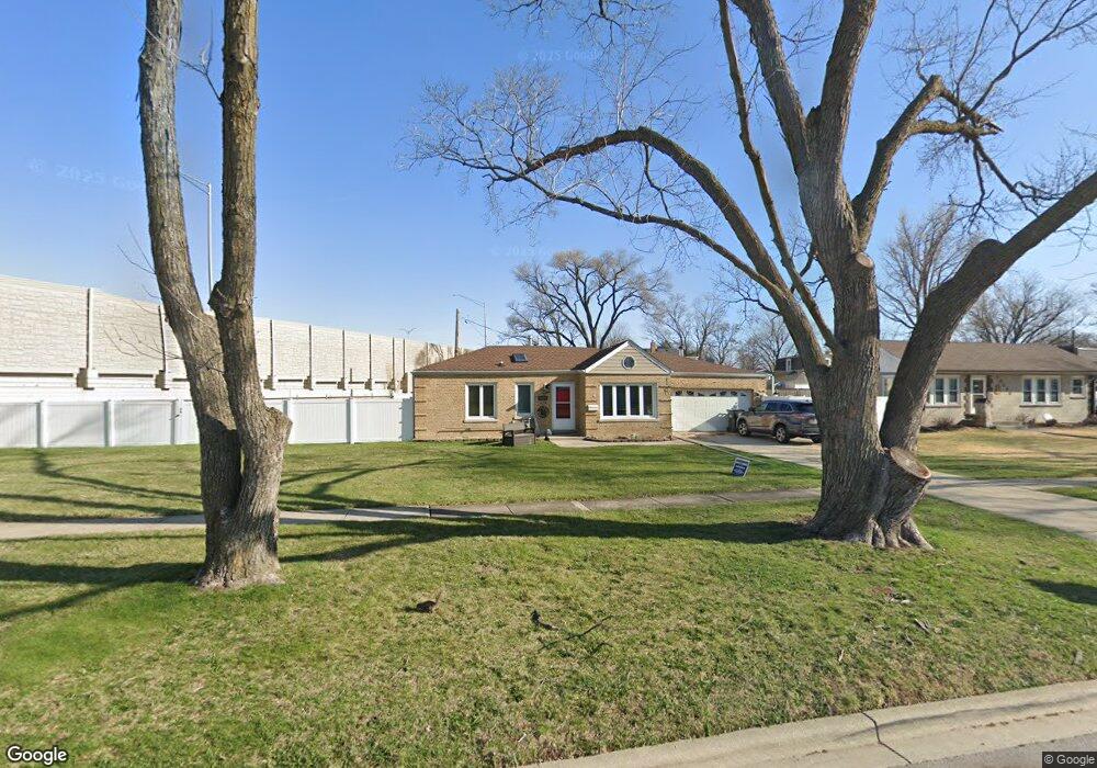 10040 Montrose Ave, Schiller Park, IL 60176 - photo 1